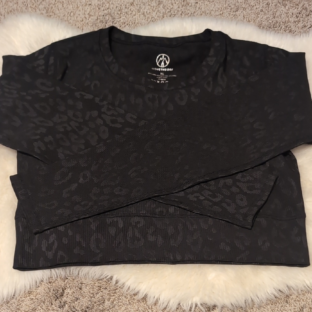 Move Theory Black Leopard Print Top XL